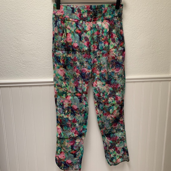 Sam & Lavi Anthropologie Floral Pants - Picture 2 of 7